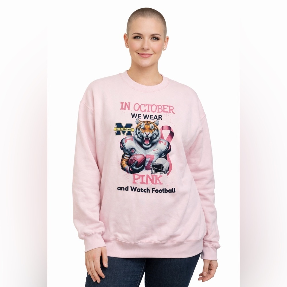 Breast cancer Michigan graphic sweatshirt Soft Pink Heavy Blend  women’s size M